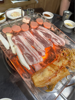 Ttukkeongyeollindwaeji 1