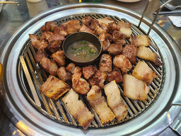 이모네 꽃돼지 대표 사진