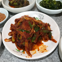 돈지정가든 사진 4