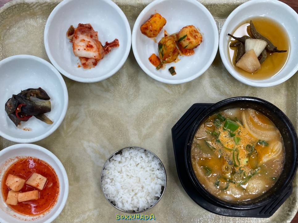 Sinrahaejangguk (신라해장국) 2