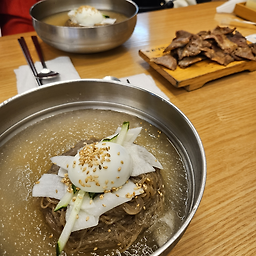 육쌈냉면 서현점 사진 2