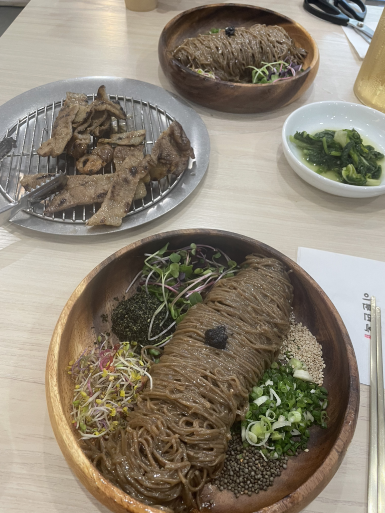 이문면옥 광화문 디팰리스점 대표 사진