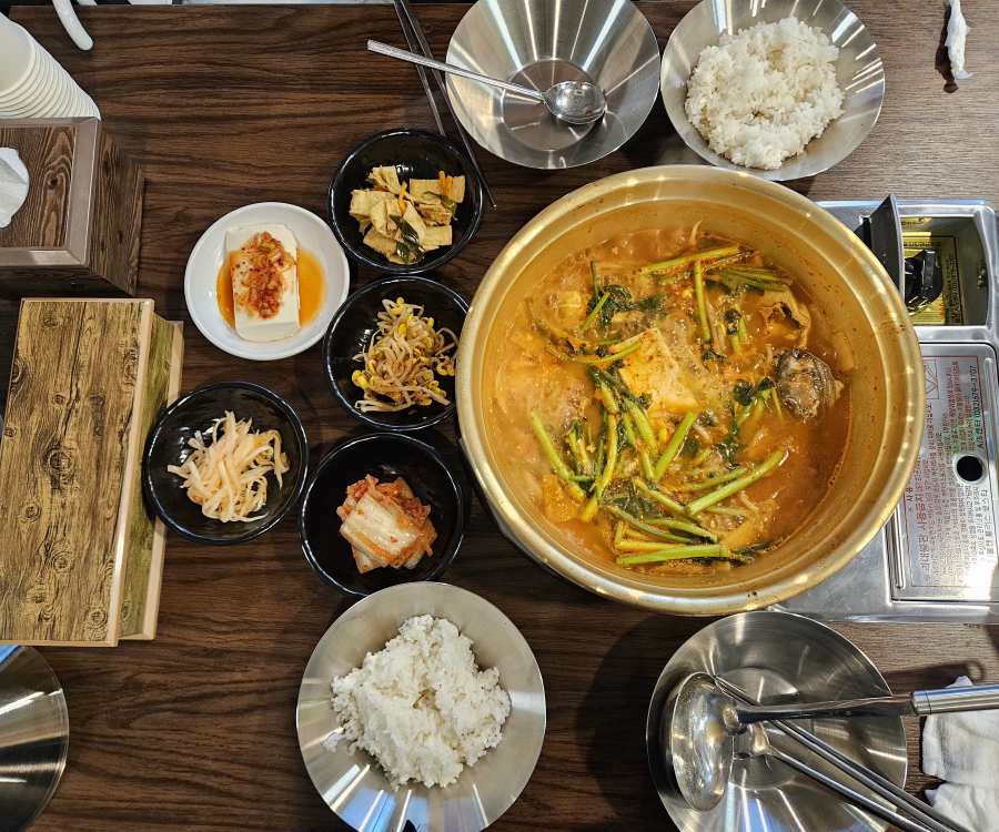옹기종기 양푼찌개마을 항아리 바베큐 사진 3