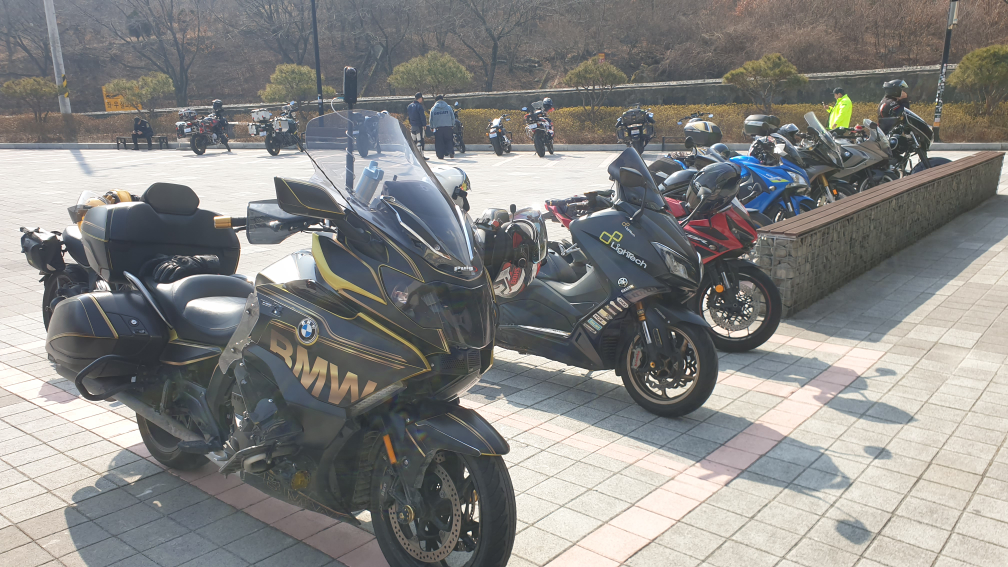 Kapemotoradeu (카페모토라드) 2