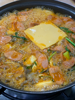 빨강우산부대찌개 선릉역점 대표 사진