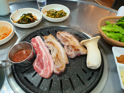 효돈연탄구이 대표 사진