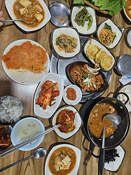 Buchimibapsang (부침이밥상) 2
