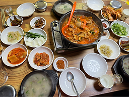 Goyanghanugomtang (고양한우곰탕) 1