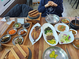 Yeonjigonji (연지곤지) 3