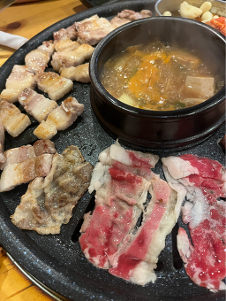 우리동네 생고기 무한리필 금호 사진 4