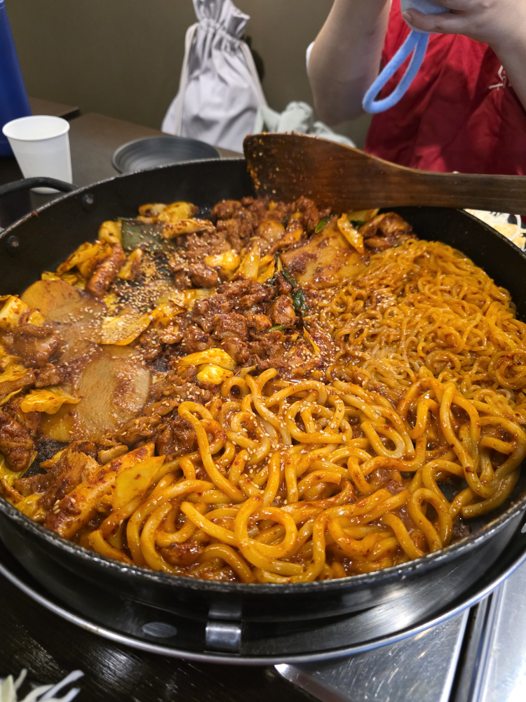유가네닭갈비 명동3호점 대표 사진