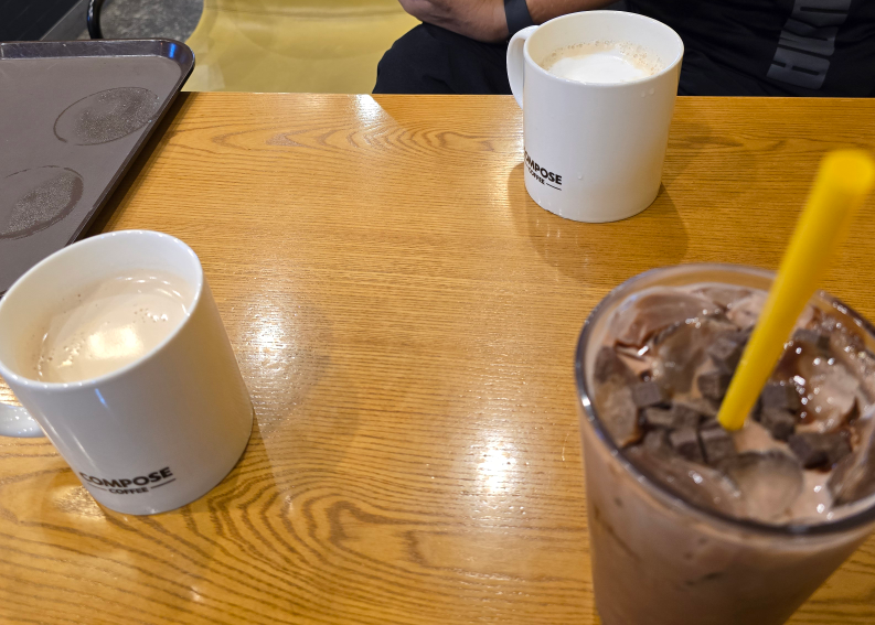Compose Coffee Dasanhyeondaeseupeiseu 2