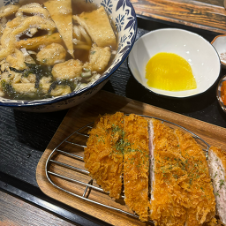 Yunkacheu (윤카츠) 2