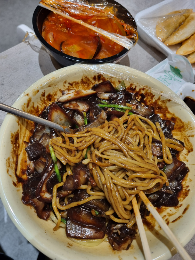 황제, 별미냉면 1