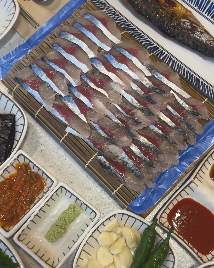 회가서쪽에서뜨겠네 대표 사진