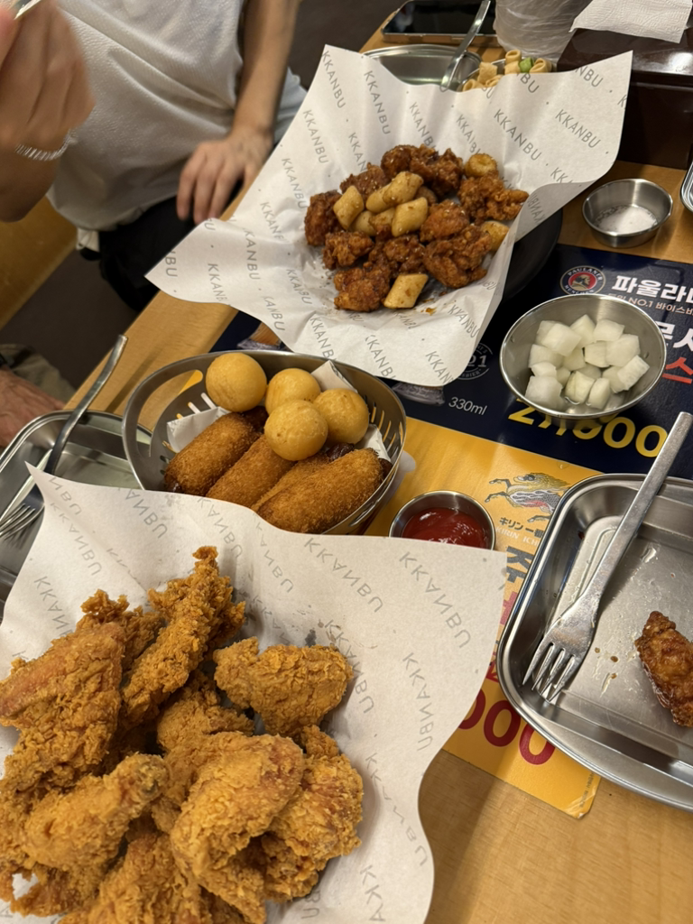 깐부치킨 행당역점 대표 사진