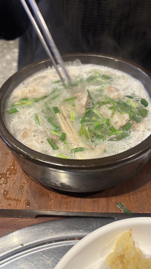 Miseongdwaejigukbap 6