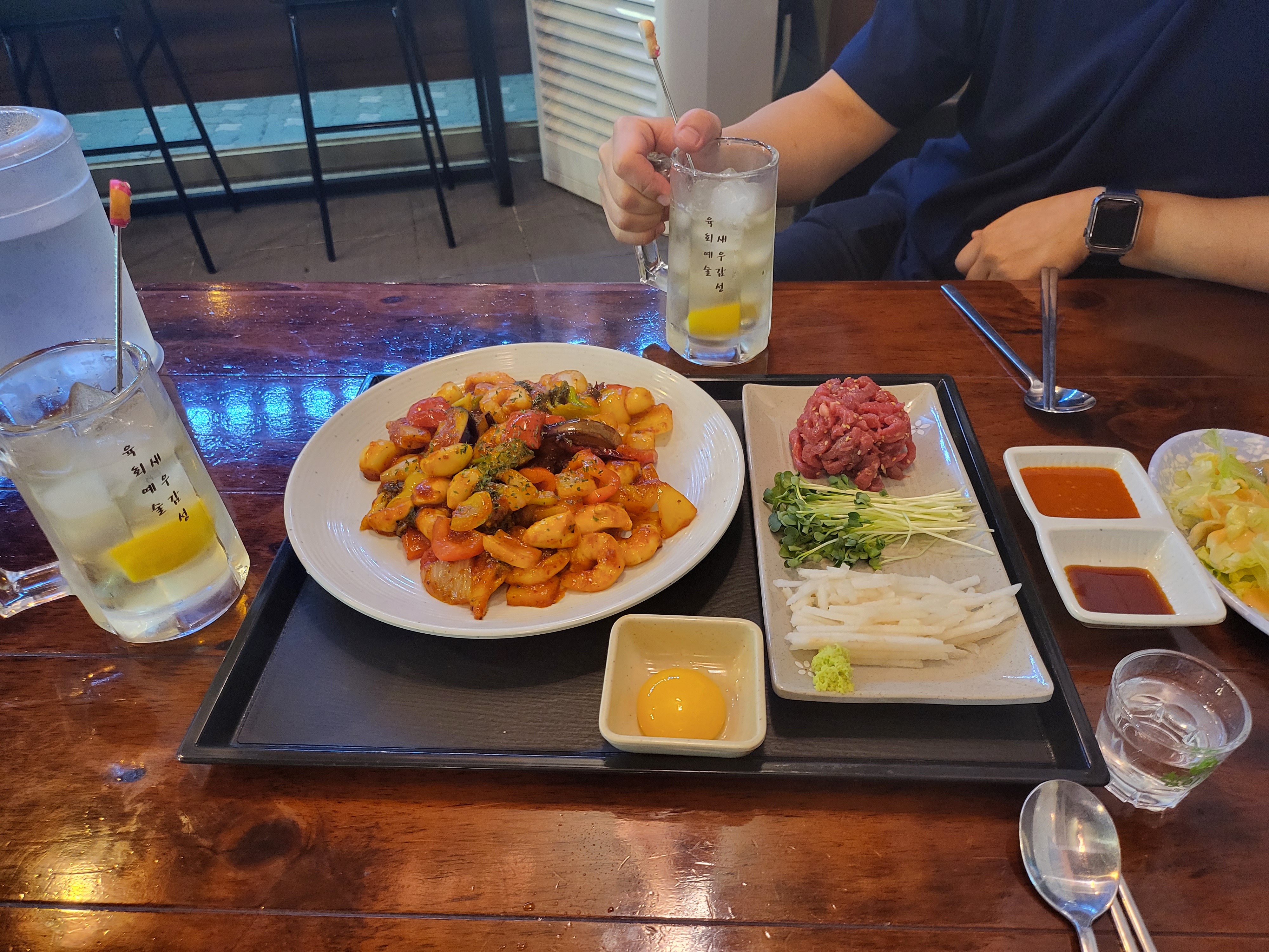 육회예술 새우감성 사진 7