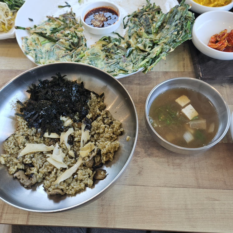 Okpotteul (옥포뜰) 1