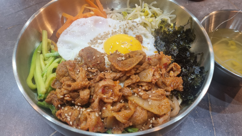 Jakeunsikdang (작은식당) 2