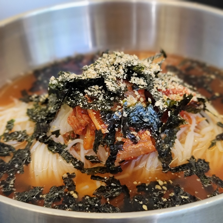 Bubusanghoe (부부상회) 1