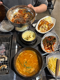 Seonunsan songdodutumjangeo (선운산 송도두툼장어) 1