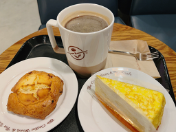 커피빈 몽촌토성역점 대표 사진