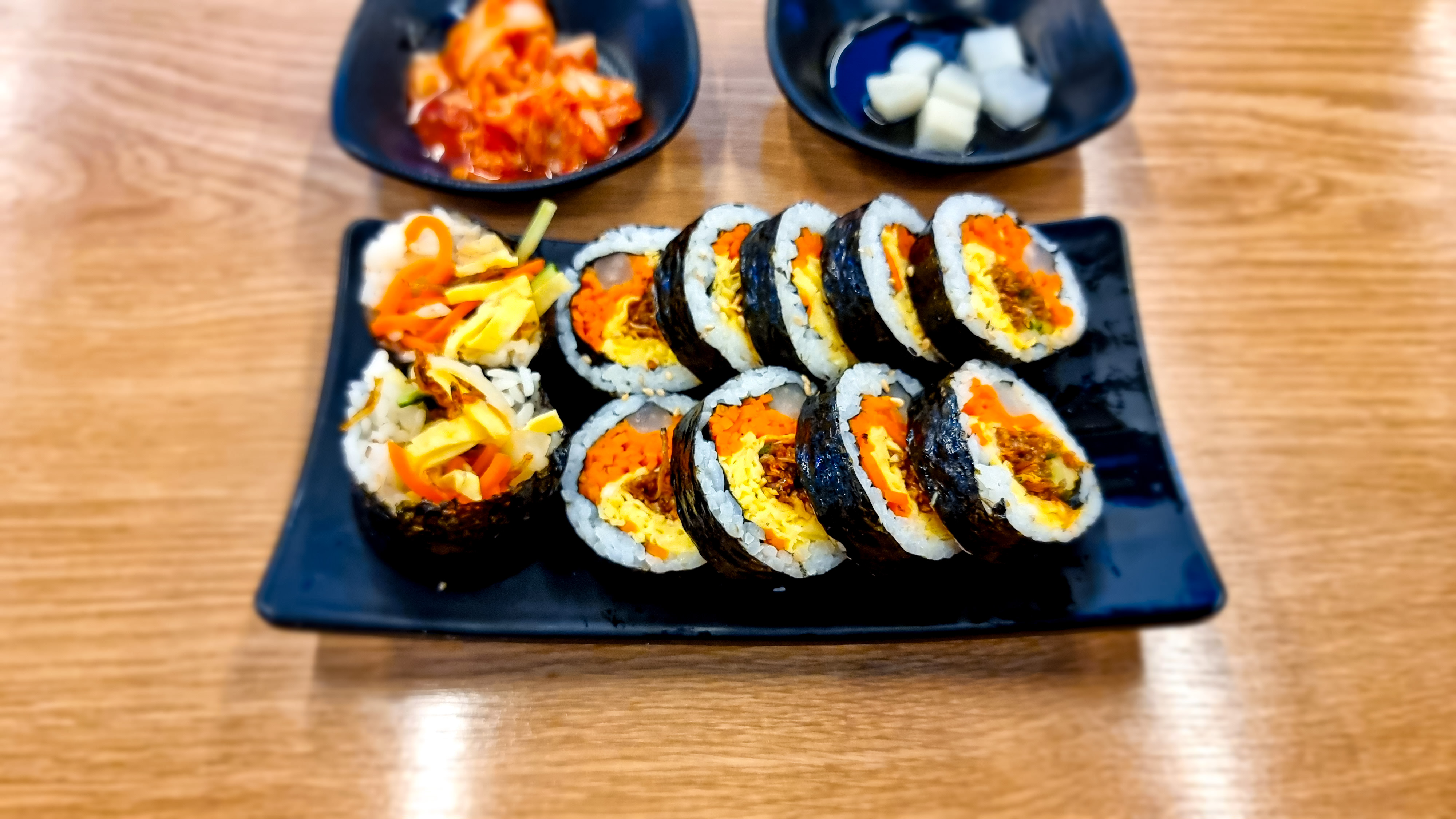 Sinnarabareungimbap (신나라바른김밥) 1