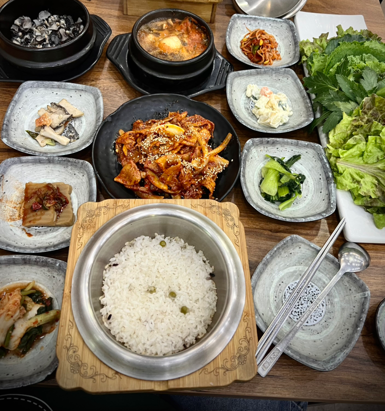 논두렁우렁쌈밥 2