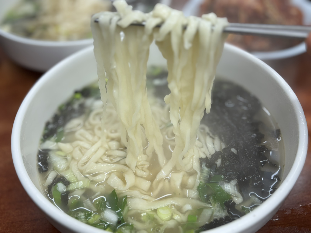 청송손칼국수 대표 사진