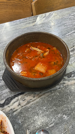 Cheongjindonghaejanggukgamjatang (청진동해장국감자탕) 1