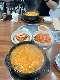 돈애랑장터순대국감자탕 1