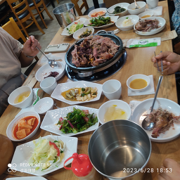 Orijinheukguijeonmunjeom (오리진흙구이전문점) 2
