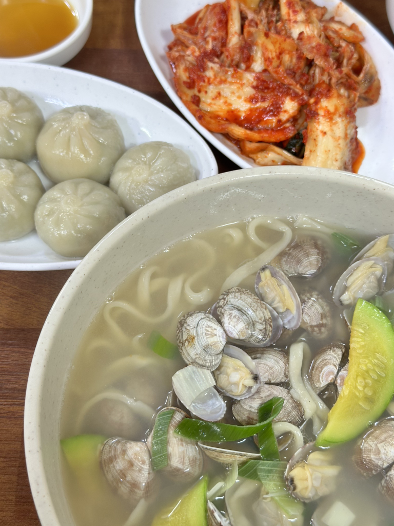 옛날바지락칼국수 사진 2