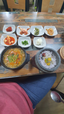 Meokgolgamasotchueotang (먹골가마솥추어탕) 1