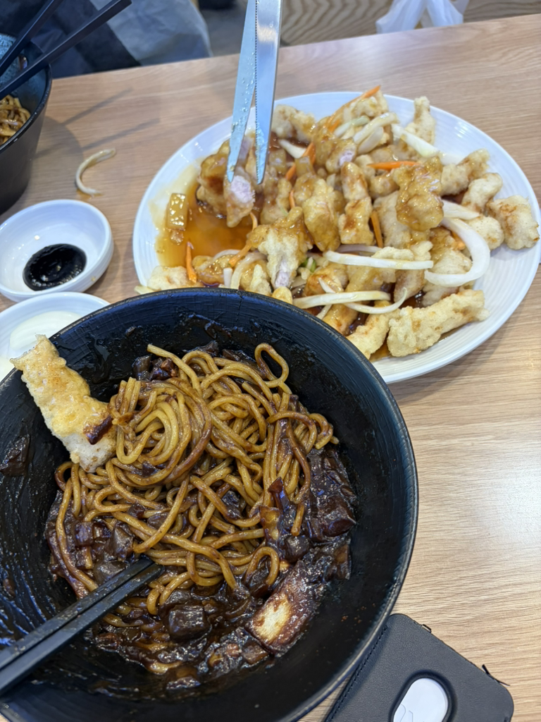 왕실짜장 사진