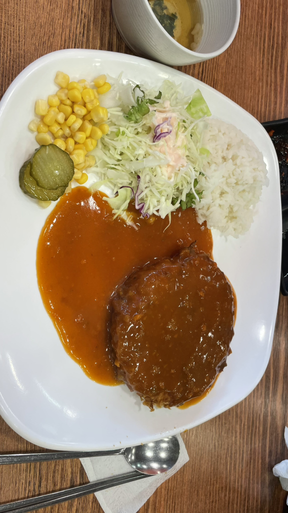 Wangdonkkaseuwangnaengmyeon (왕돈까스왕냉면) 2