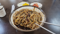 Bongamsonjjajang (봉암손짜장) 1