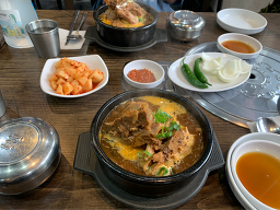 24시뼈다귀탕 중문점 대표 사진