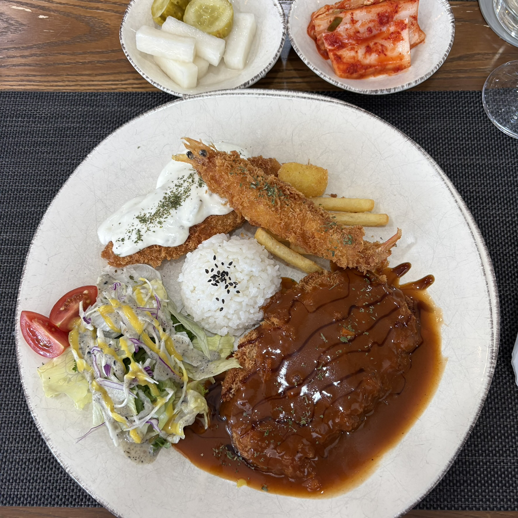 Gongjueseo (공주에서) 3