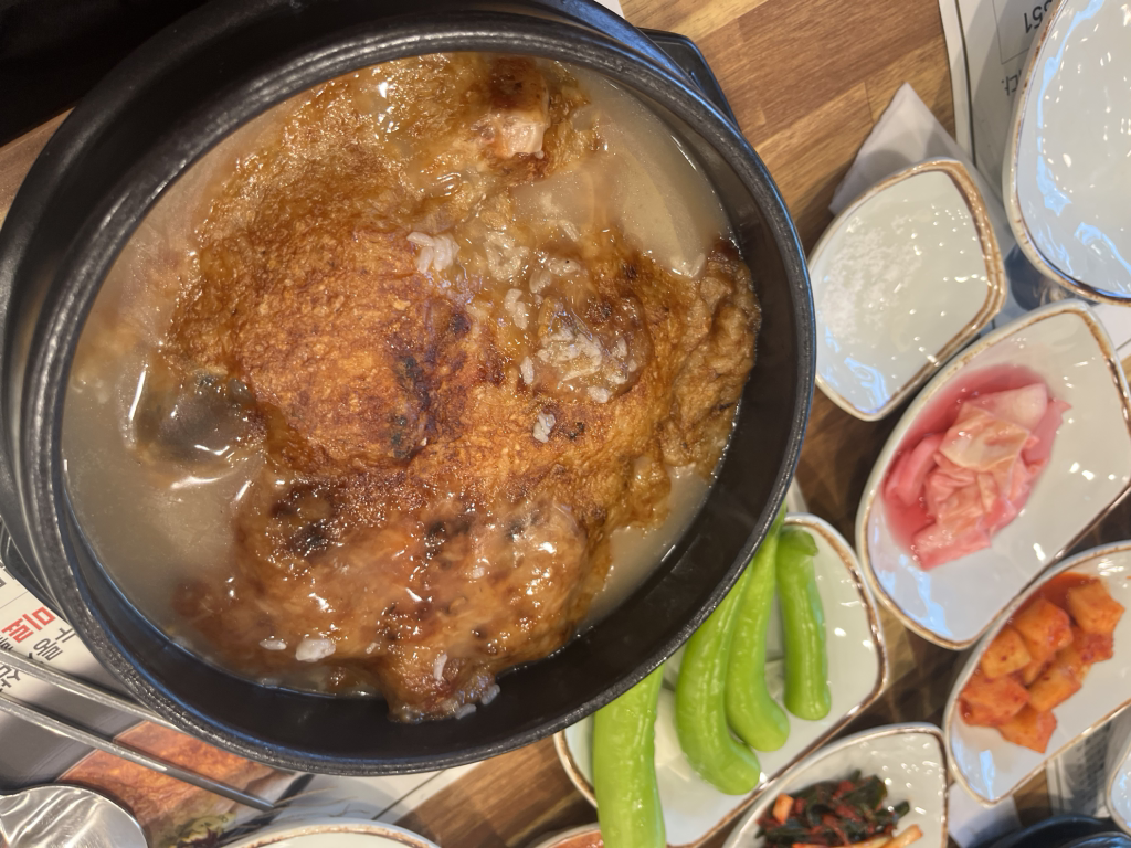 Bonganurungjisamgyetang (본가누룽지삼계탕) 3