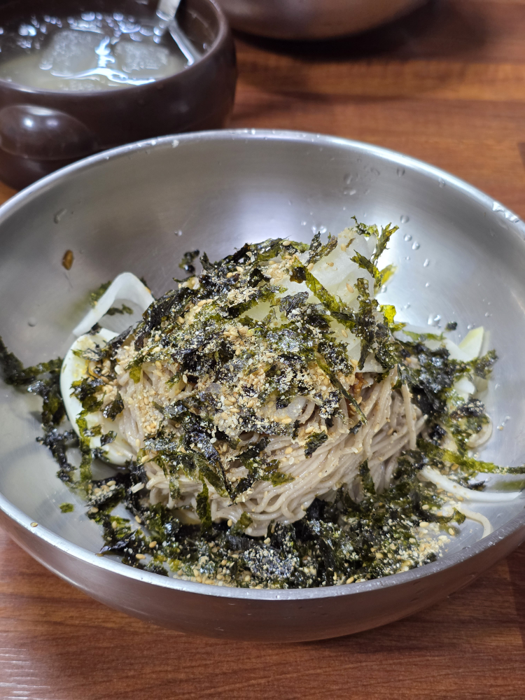 Jumunridongchimimakguksu (주문리동치미막국수) 2