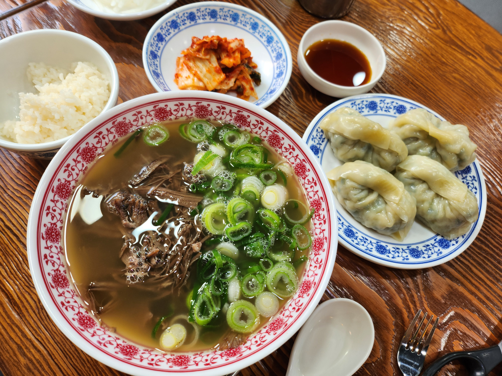 Rankwaipeongnudeul gwanganrijeom (란콰이펑누들 광안리점) 3