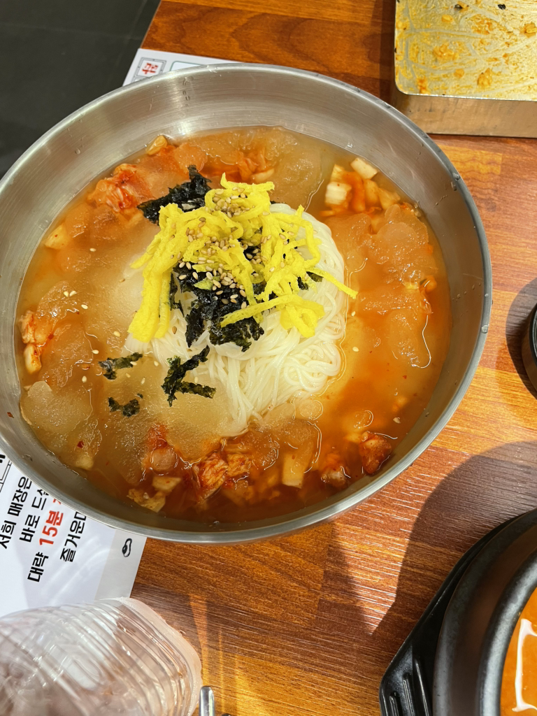 밤새우는닭 남산역점 4