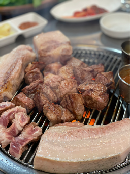 돈사촌 외도점 사진 4