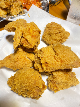 디디씨치킨 제주신창점 사진 5