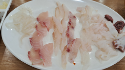 부흥횟집 6