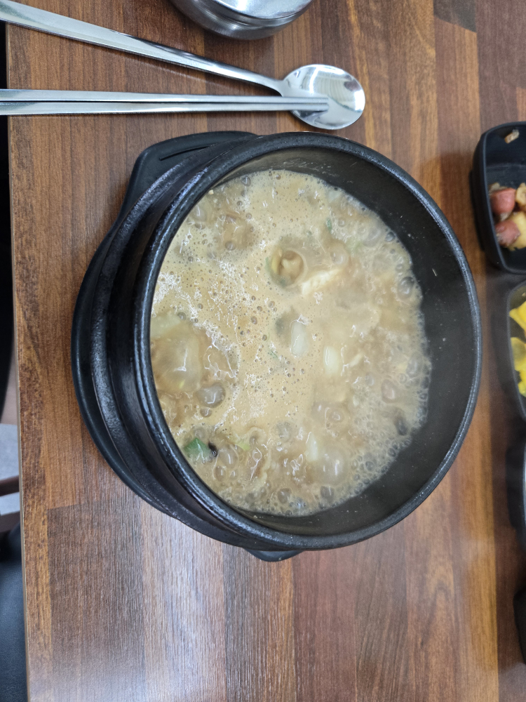 Gangneungchodangjjamppongsundubu gimpojeom 5