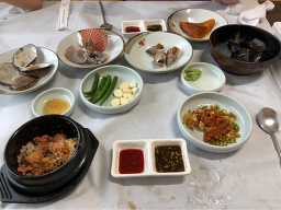 Samjowon badahoetjip (삼조원 바다횟집) 3