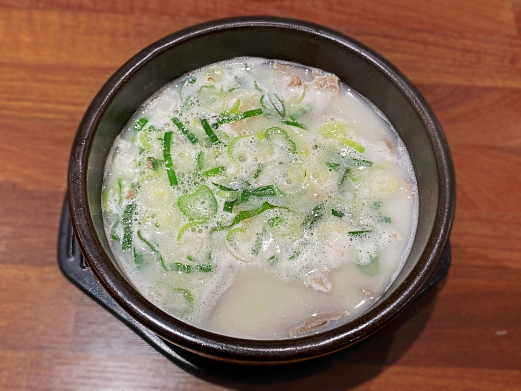 Halmaesundaeguk (할매순대국) 1